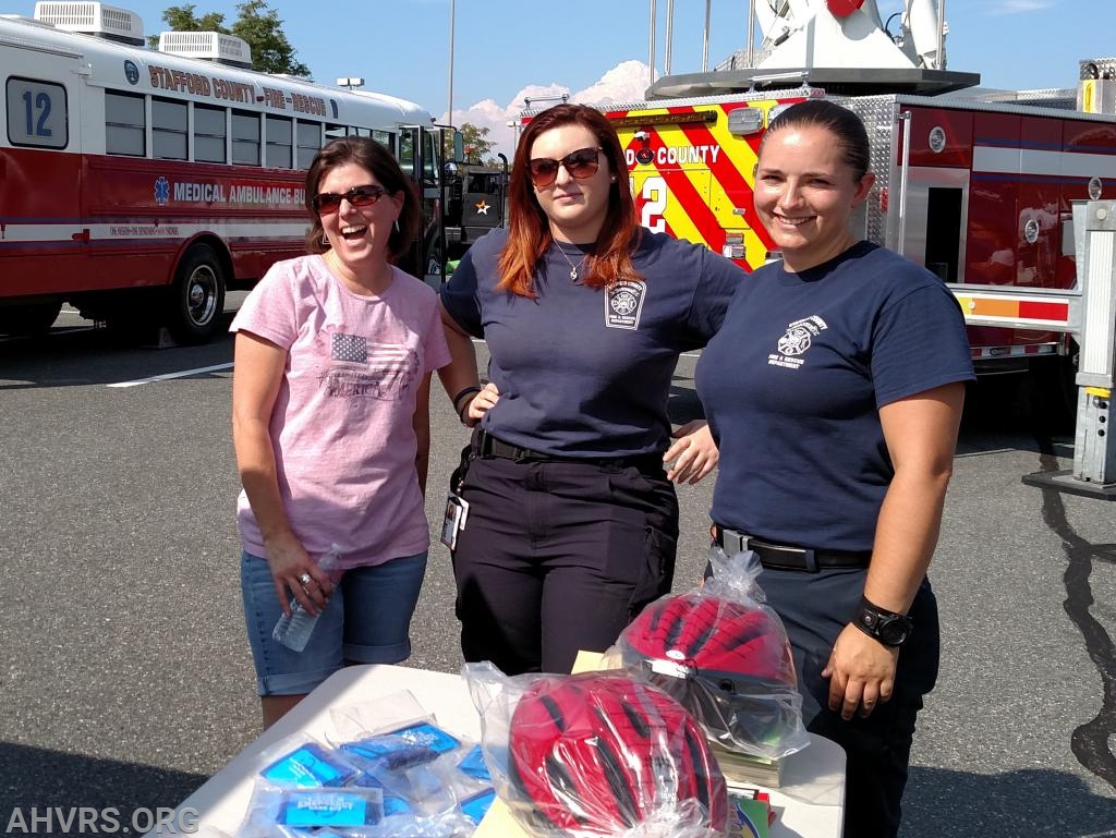 NNO 2017
Shelley, Suzy, Stephanie